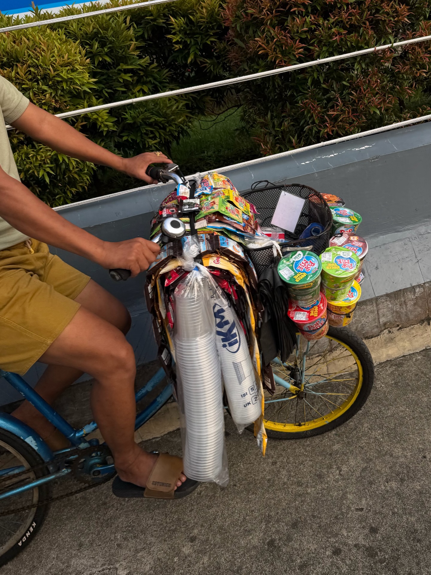 มอส - ภาณุวัฒน์ โสประดิษฐ