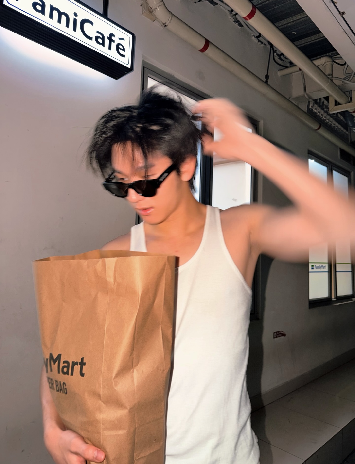 มอส - ภาณุวัฒน์ โสประดิษฐ