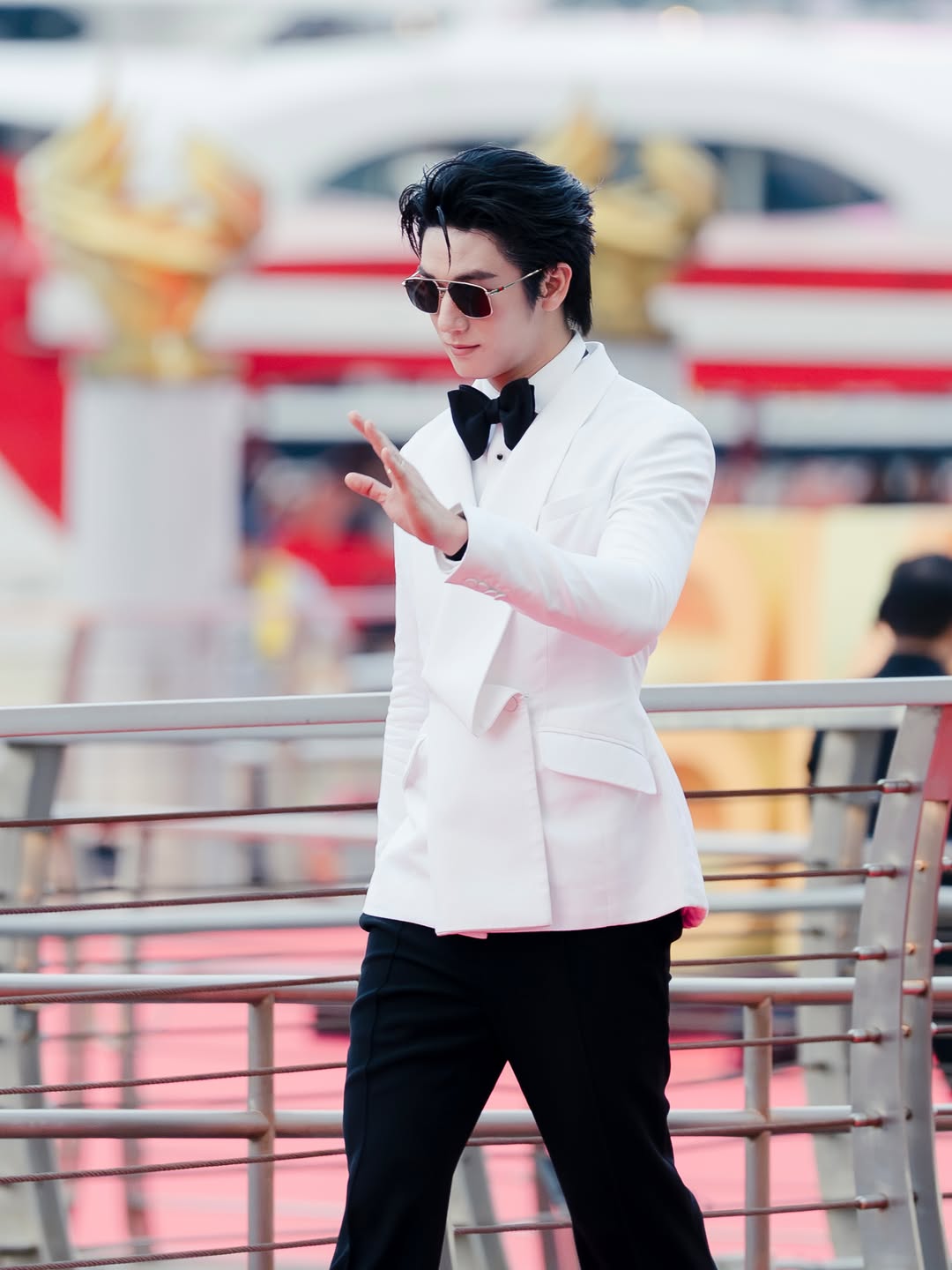 มอส - ภาณุวัฒน์ โสประดิษฐ