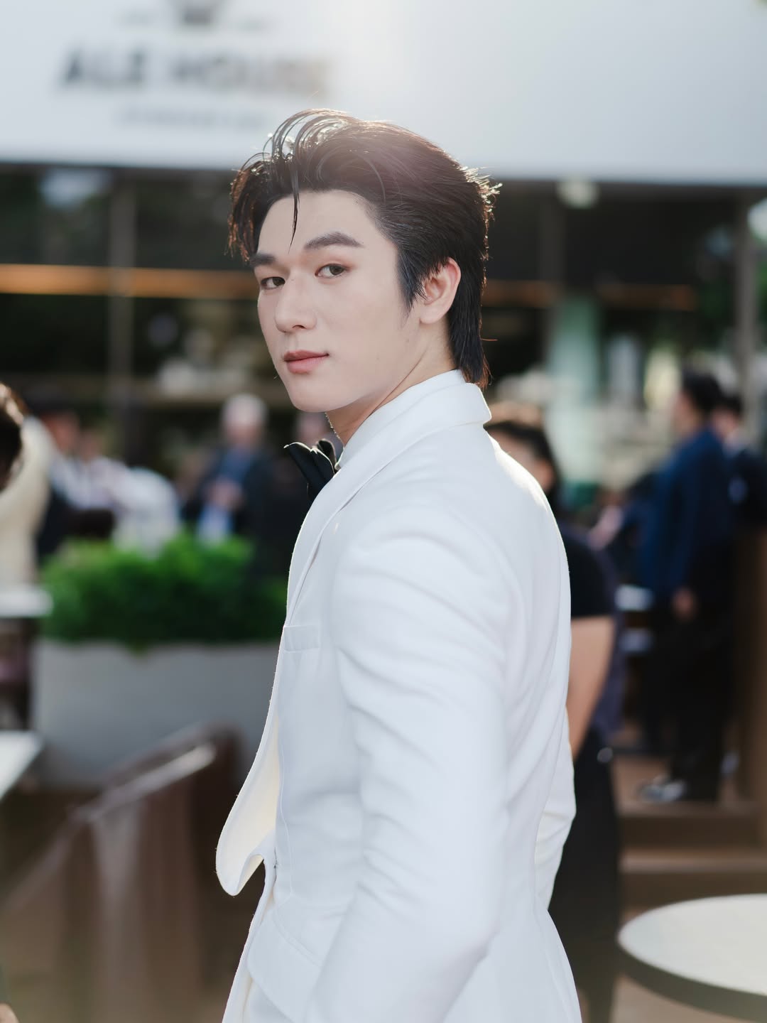 มอส - ภาณุวัฒน์ โสประดิษฐ