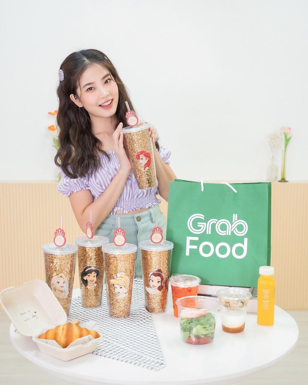 ฝน - ศนันธฉัตร ธนพัฒน์พิศาล