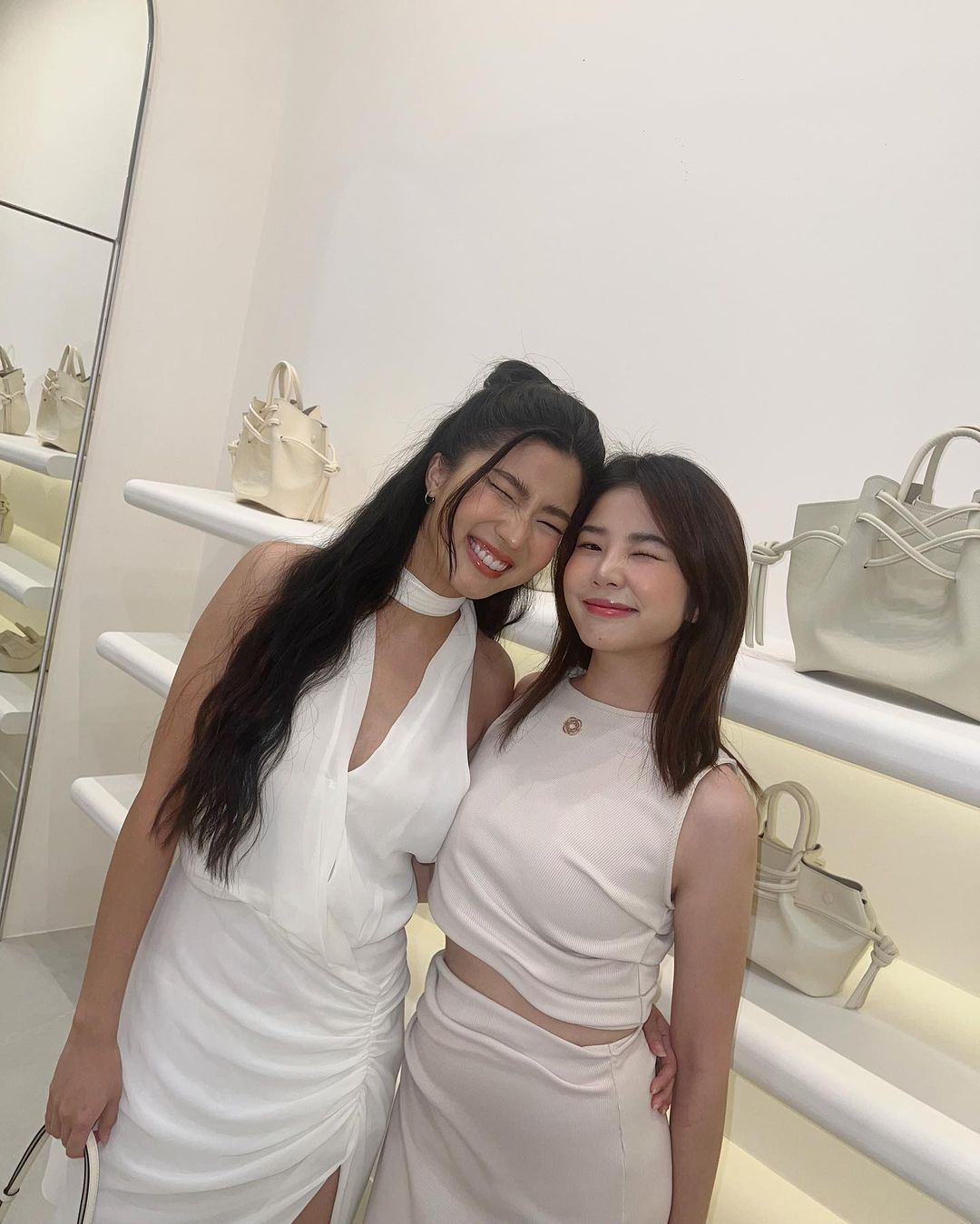 ฝน - ศนันธฉัตร ธนพัฒน์พิศาล