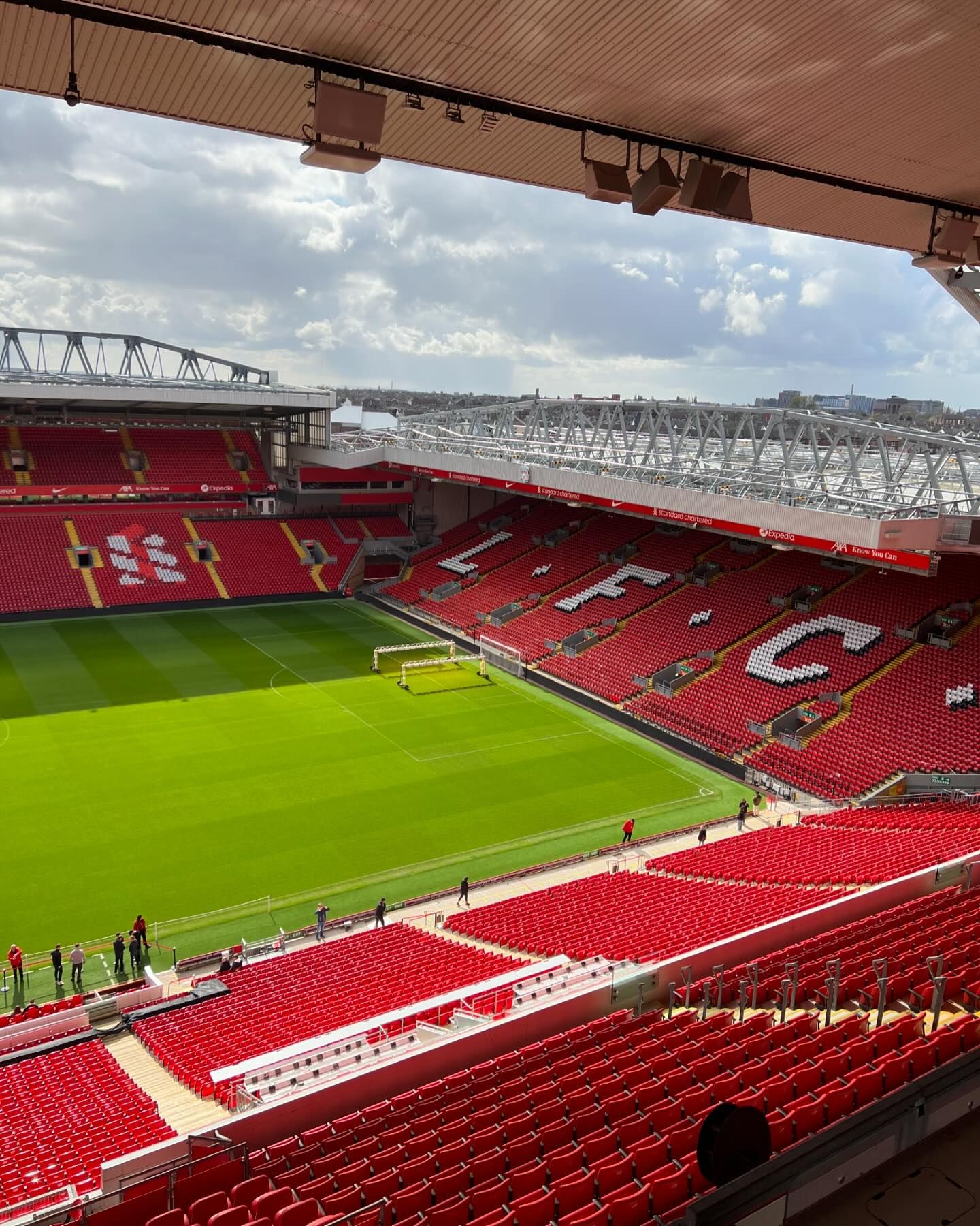 ฝน - ศนันธฉัตร ธนพัฒน์พิศาล