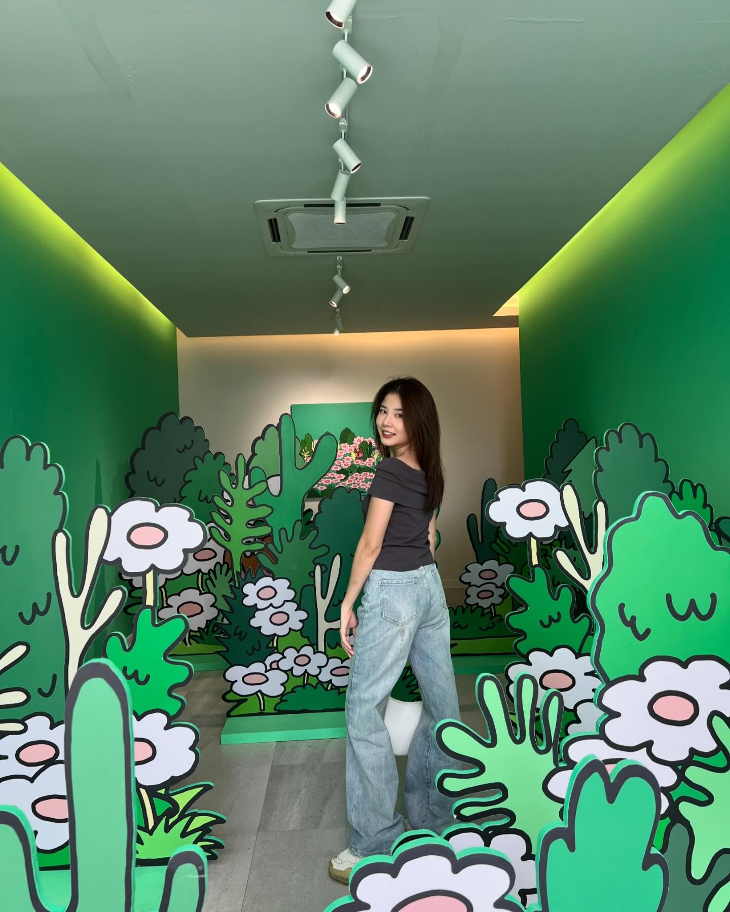 ฝน - ศนันธฉัตร ธนพัฒน์พิศาล