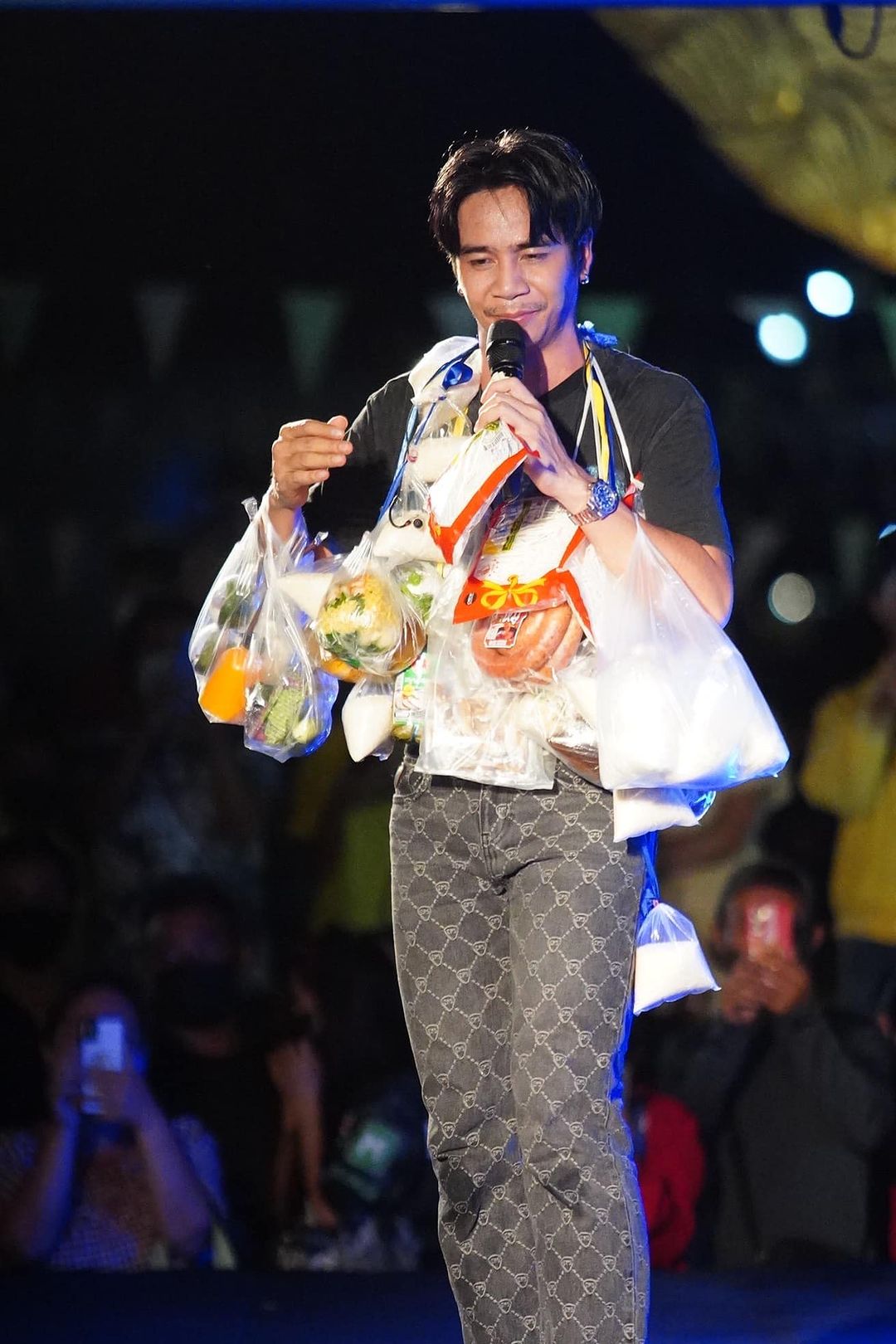 ก้อง ห้วยไร่