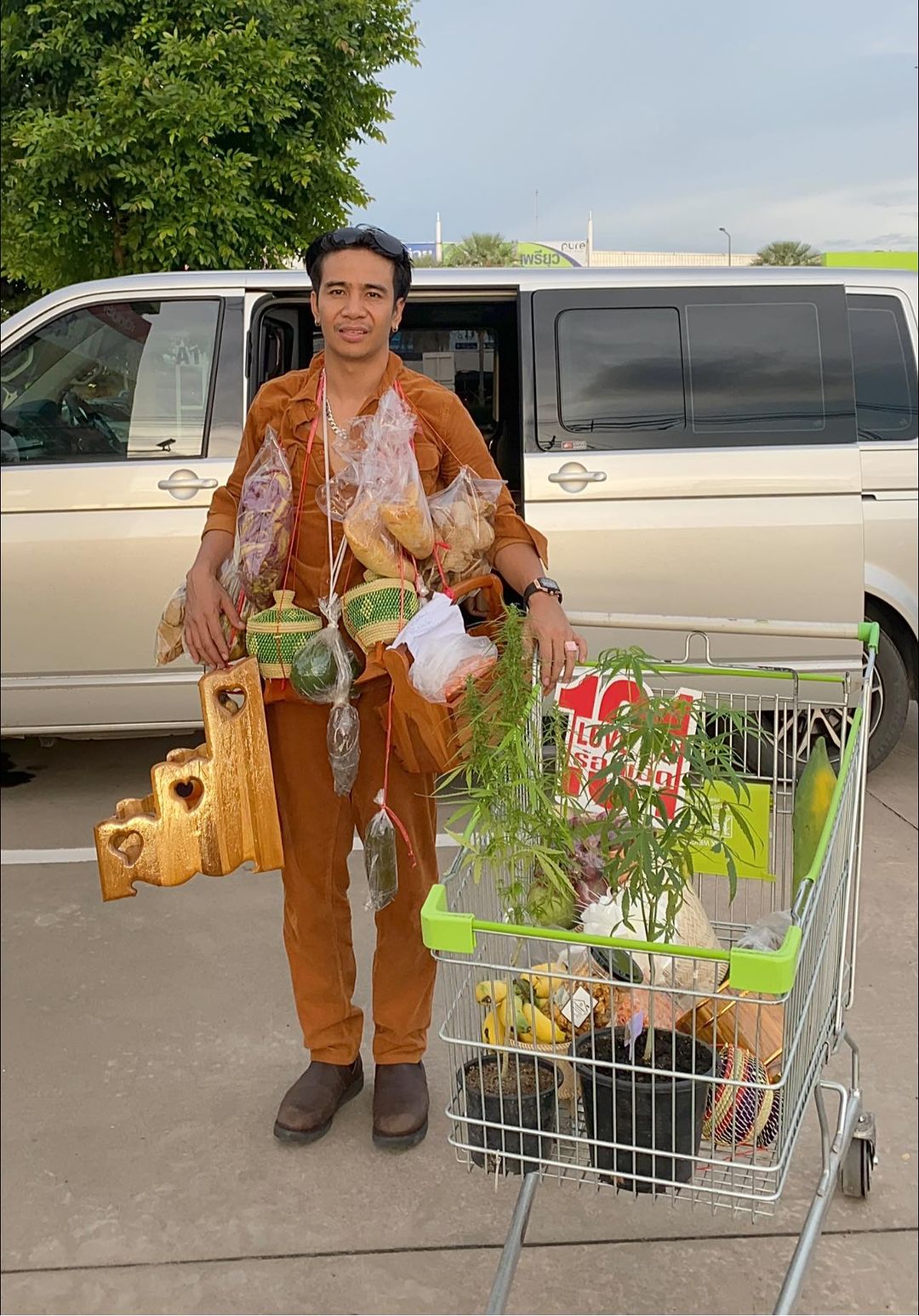 ก้อง ห้วยไร่