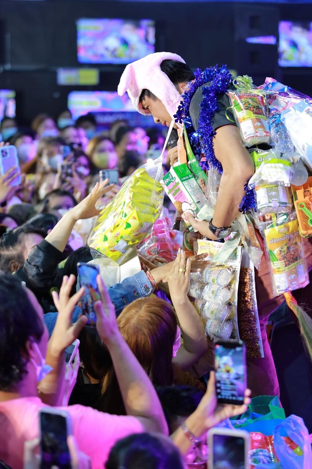 ก้อง ห้วยไร่
