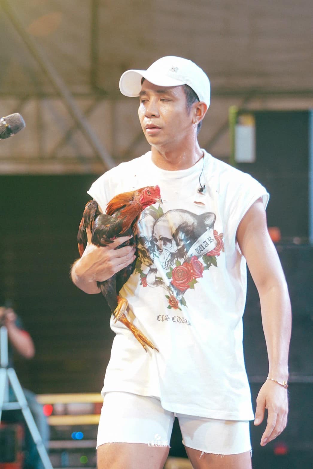 ก้อง ห้วยไร่