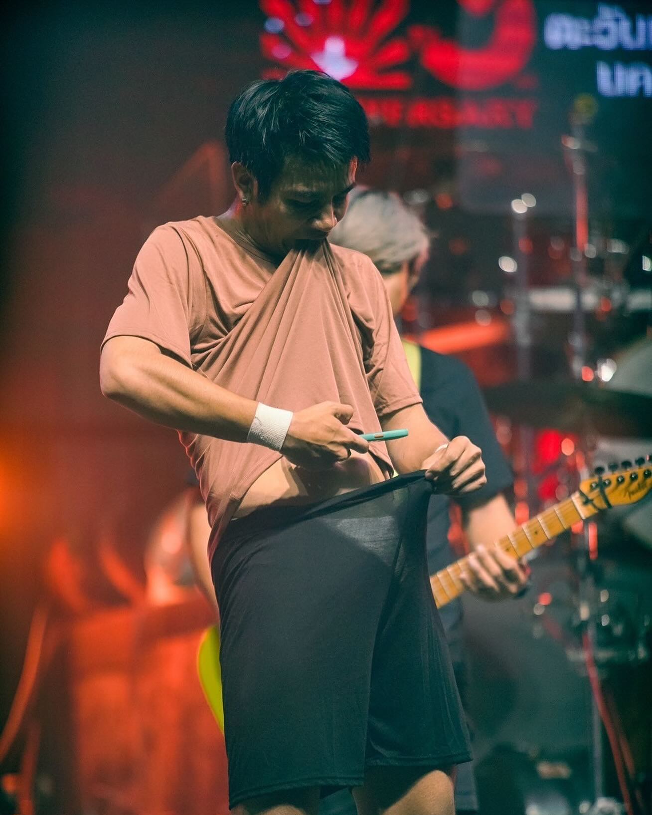 ก้อง ห้วยไร่