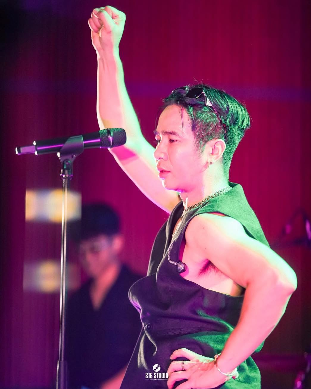 ก้อง ห้วยไร่
