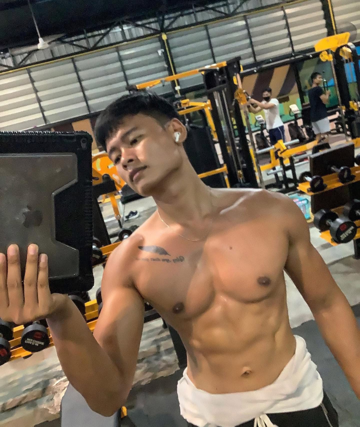 ก้อง ห้วยไร่