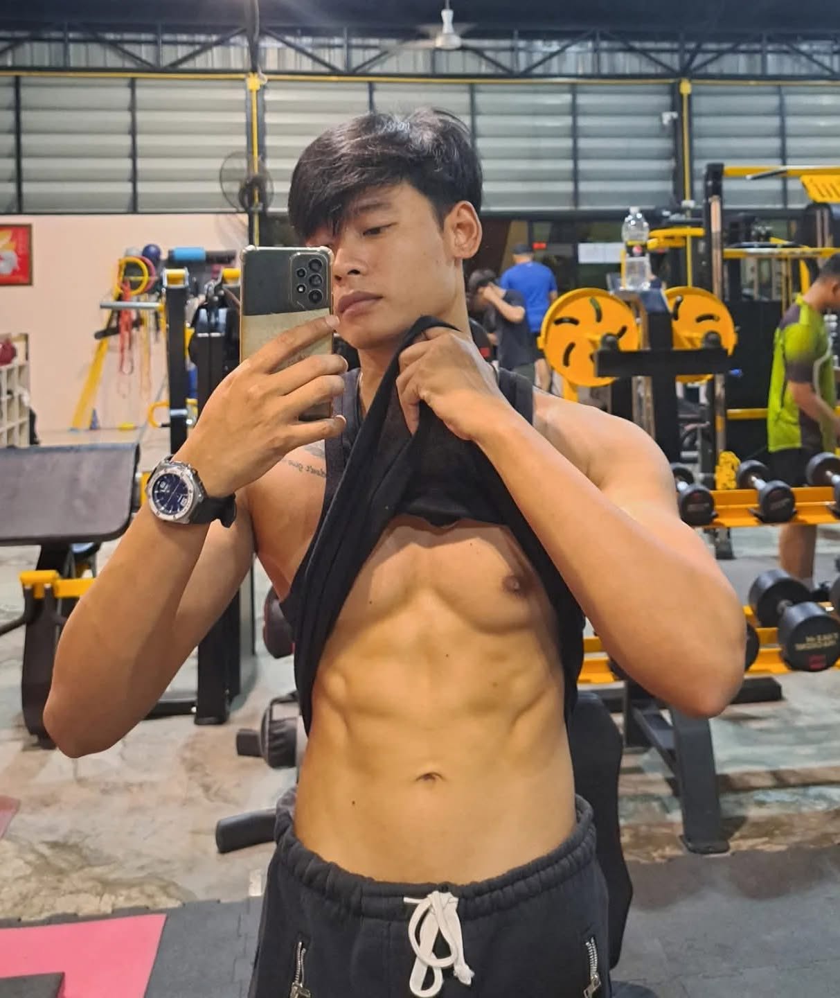 ก้อง ห้วยไร่