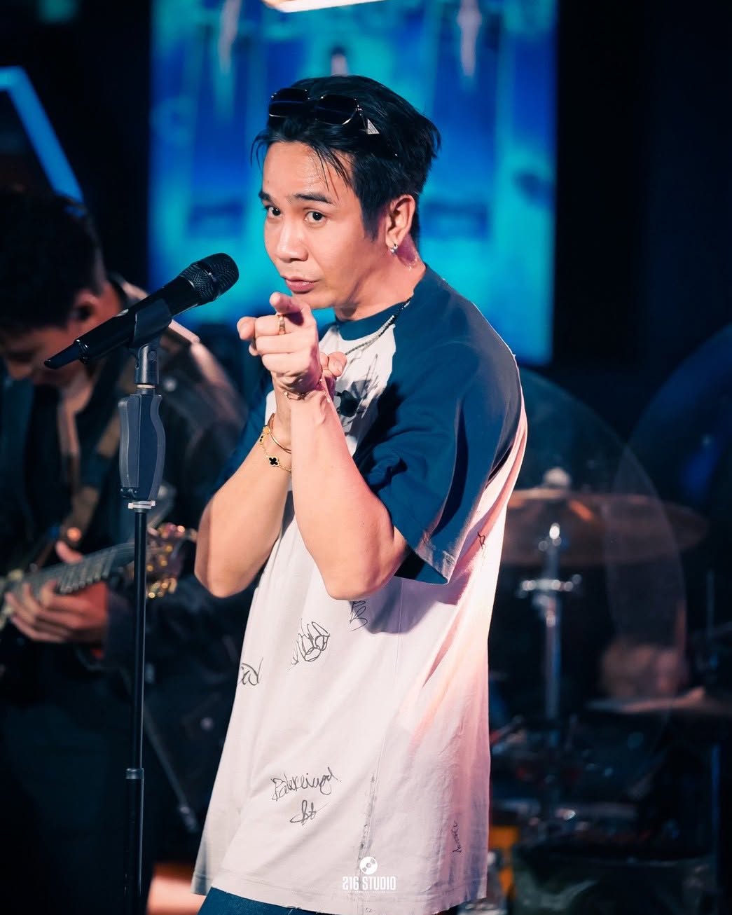 ก้อง ห้วยไร่