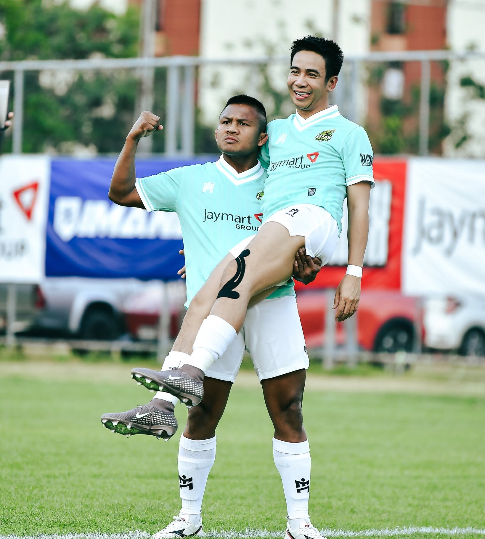 ก้อง ห้วยไร่