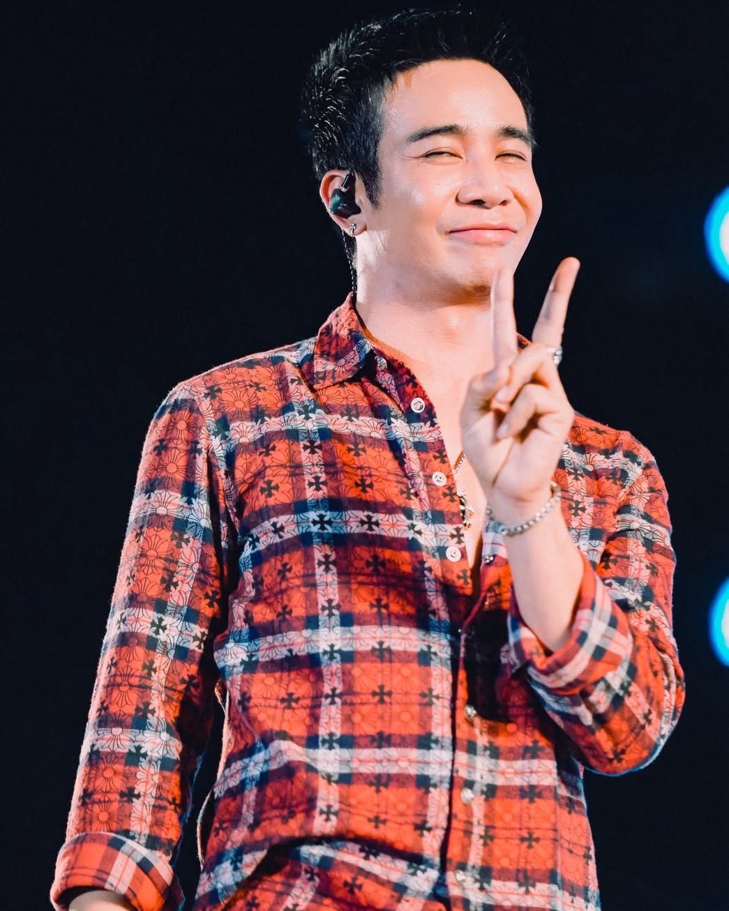 ก้อง ห้วยไร่