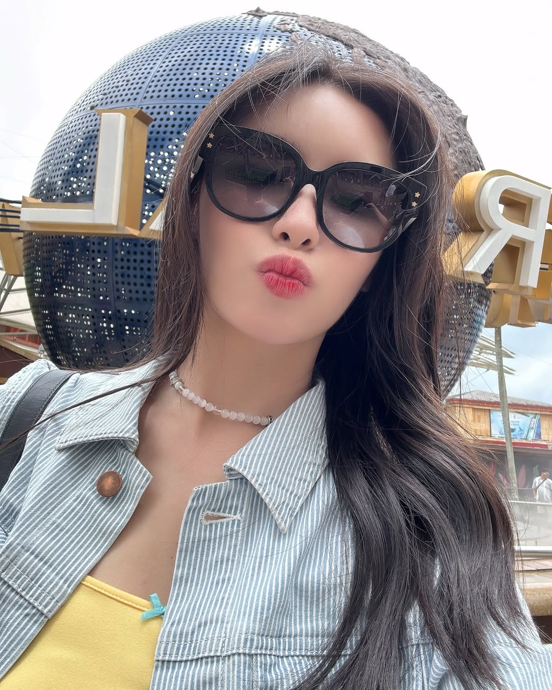 ลูกแก้ว - กมลลักษณ์ แสงทรัพย์สิน