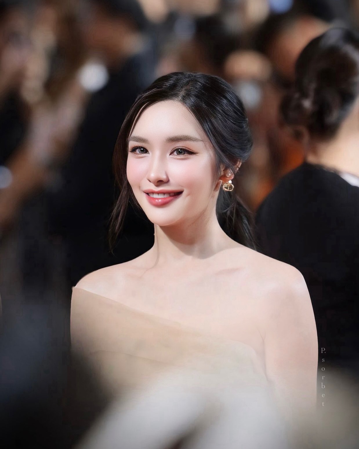 ลูกแก้ว - กมลลักษณ์ แสงทรัพย์สิน