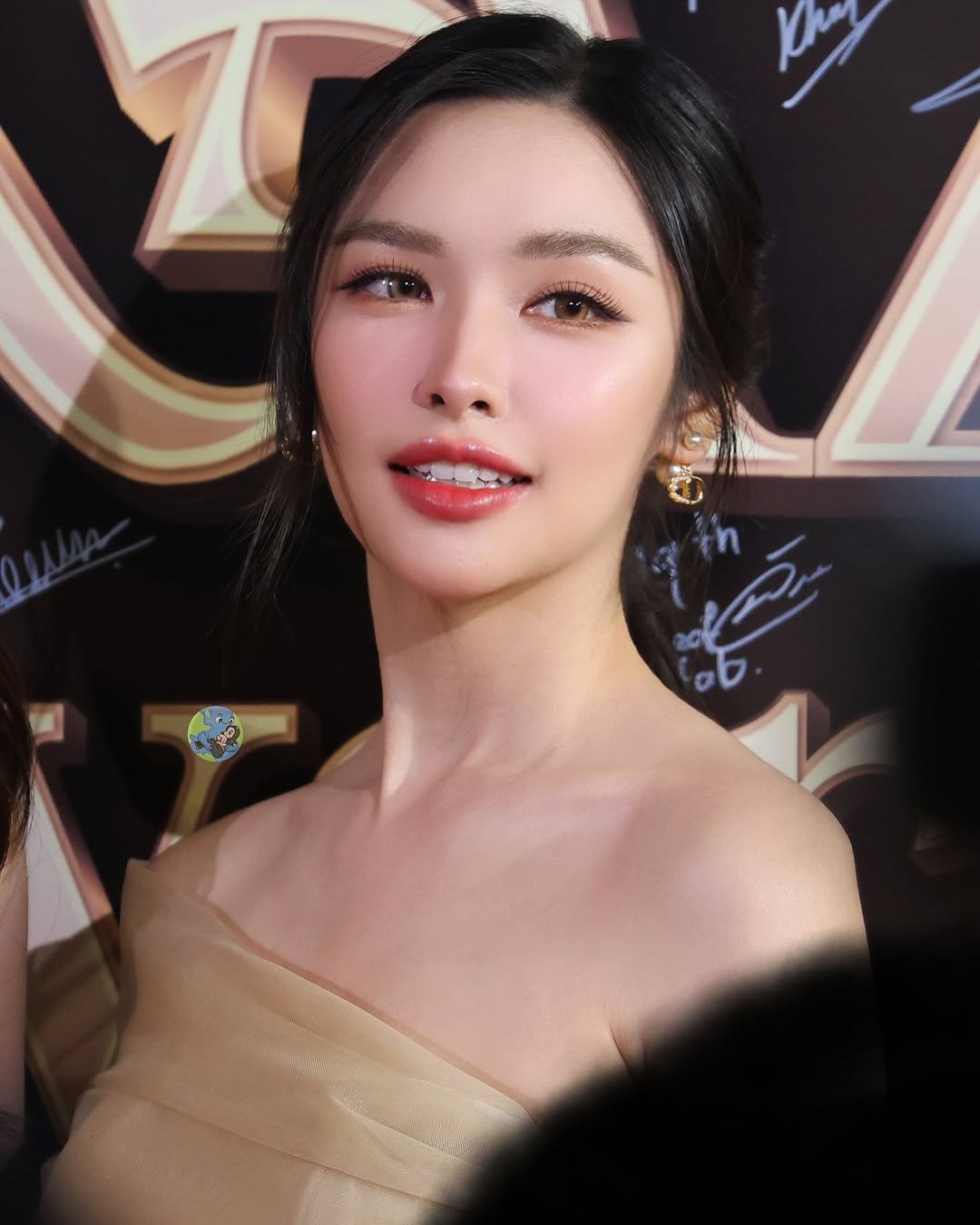 ลูกแก้ว - กมลลักษณ์ แสงทรัพย์สิน