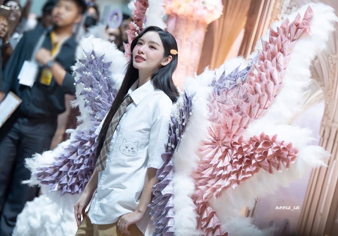 ลูกแก้ว - กมลลักษณ์ แสงทรัพย์สิน