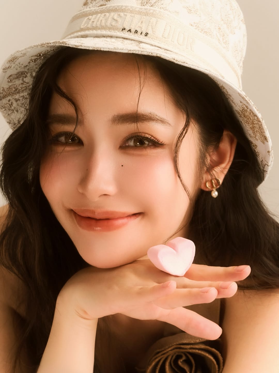 ลูกแก้ว - กมลลักษณ์ แสงทรัพย์สิน