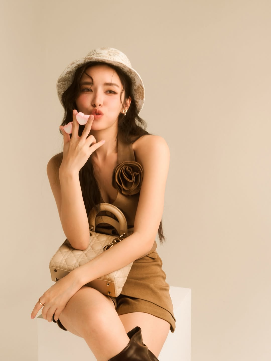 ลูกแก้ว - กมลลักษณ์ แสงทรัพย์สิน