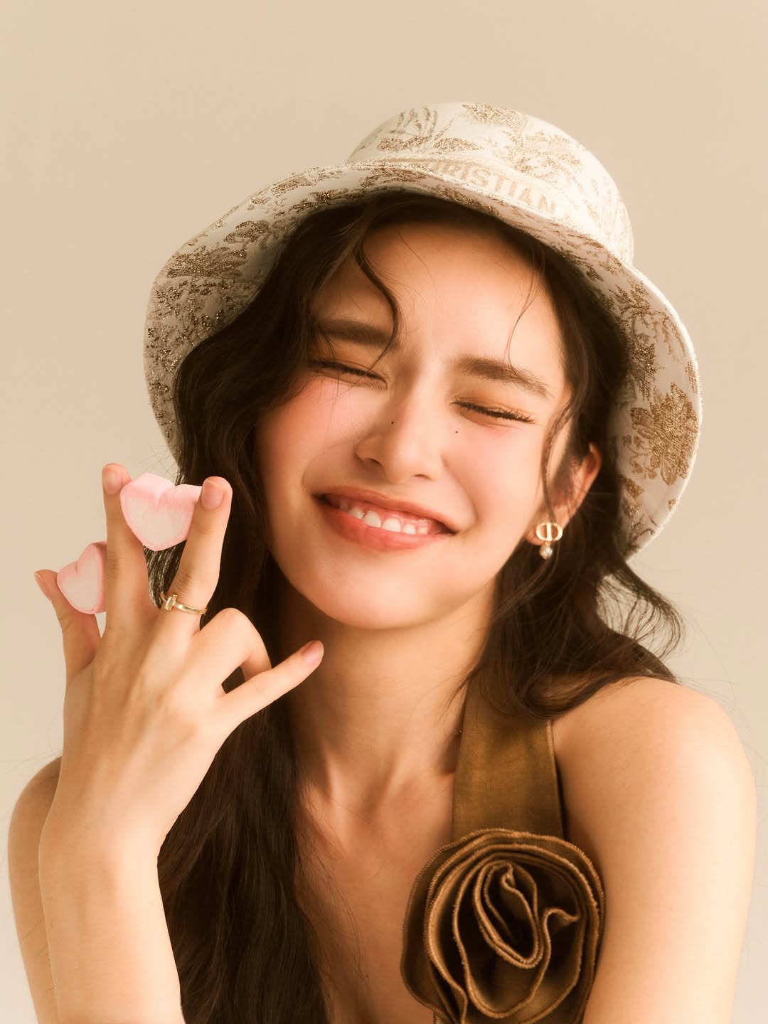ลูกแก้ว - กมลลักษณ์ แสงทรัพย์สิน