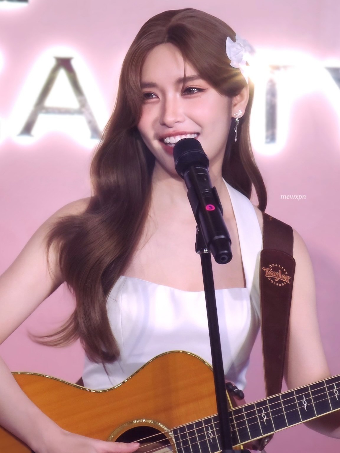 ลูกแก้ว - กมลลักษณ์ แสงทรัพย์สิน