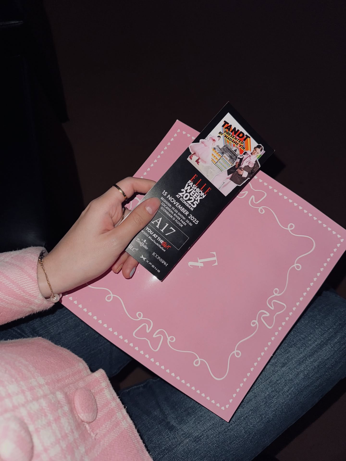 ลูกแก้ว - กมลลักษณ์ แสงทรัพย์สิน