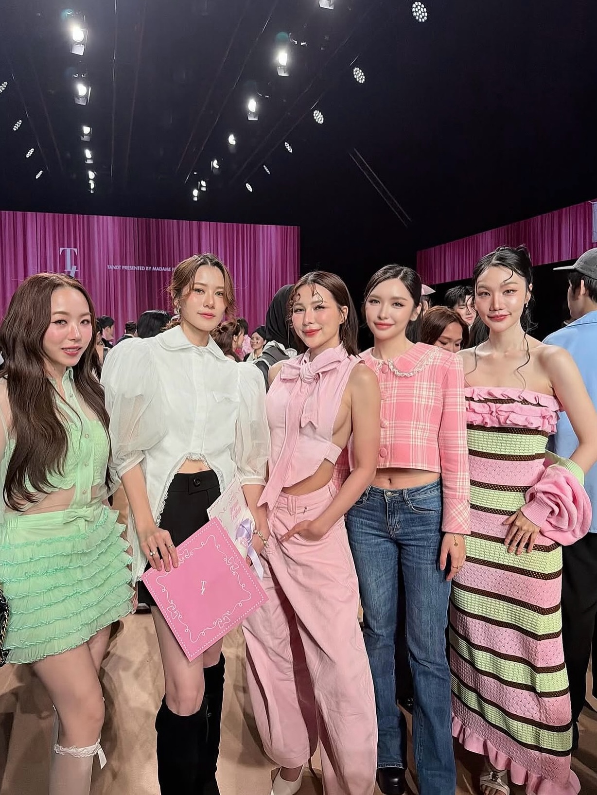 ลูกแก้ว - กมลลักษณ์ แสงทรัพย์สิน