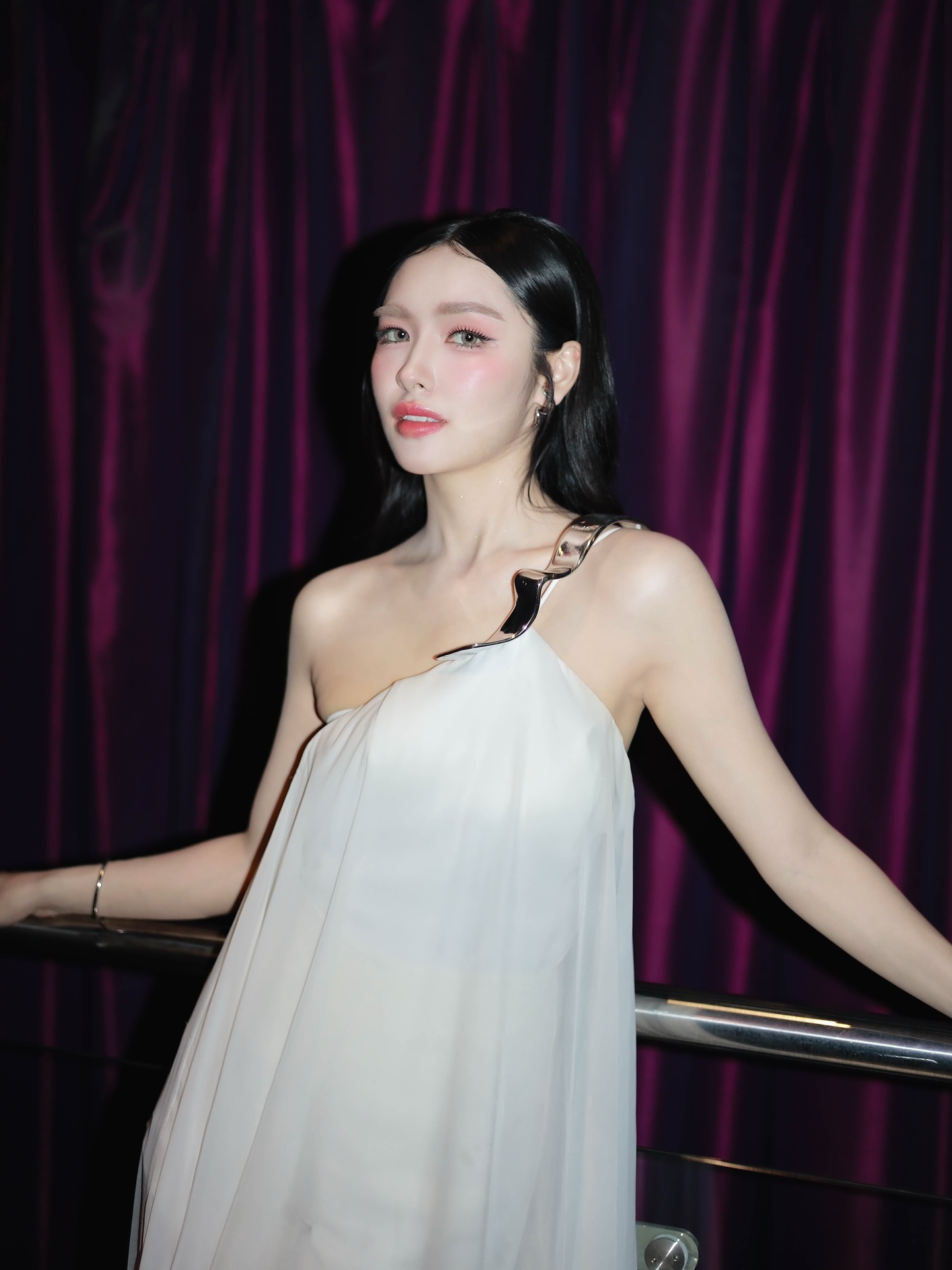 ลูกแก้ว - กมลลักษณ์ แสงทรัพย์สิน