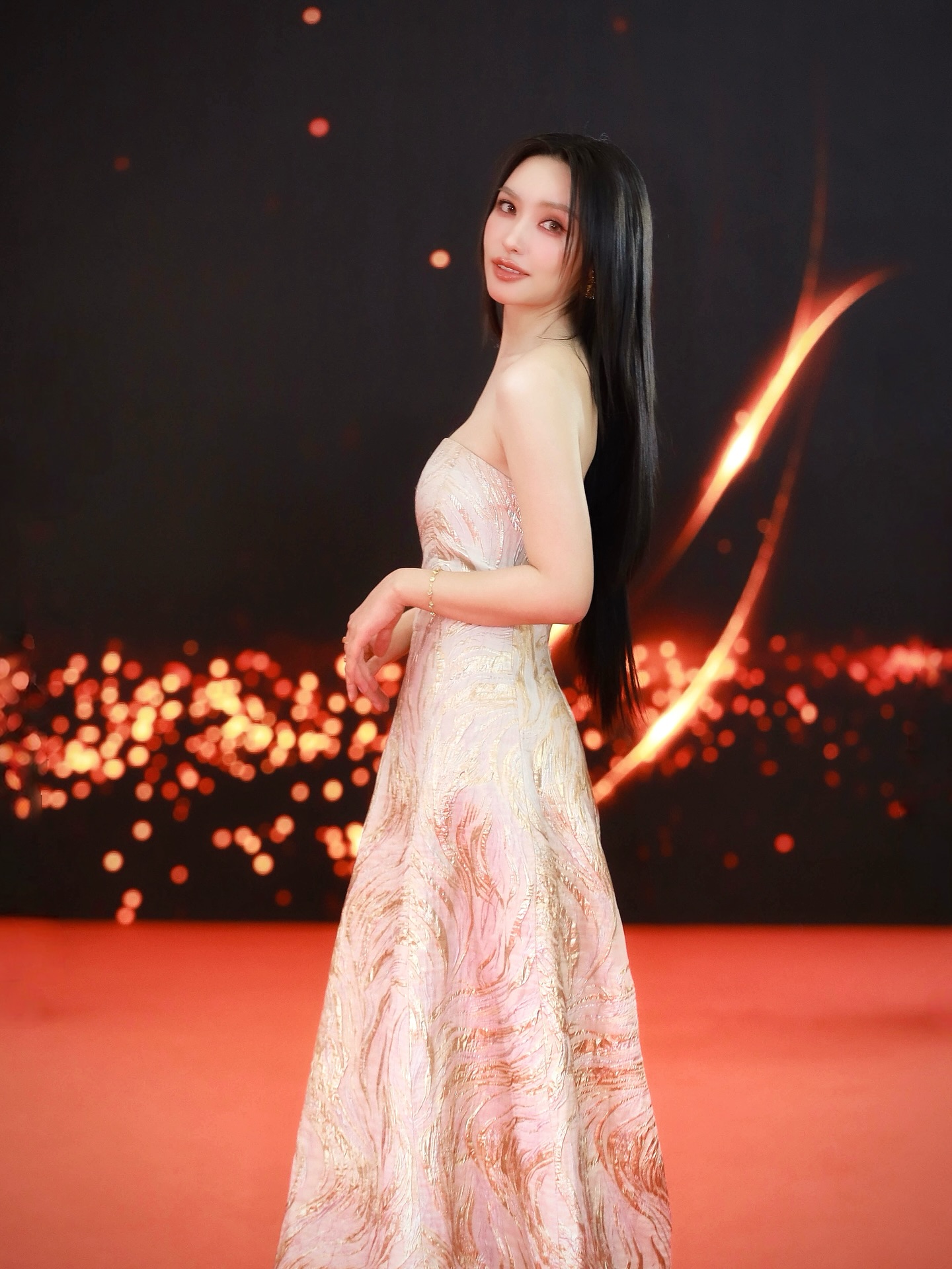 ลูกแก้ว - กมลลักษณ์ แสงทรัพย์สิน