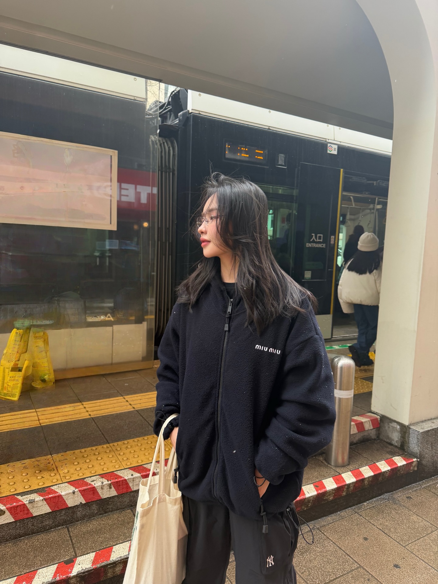 ลูกแก้ว - กมลลักษณ์ แสงทรัพย์สิน