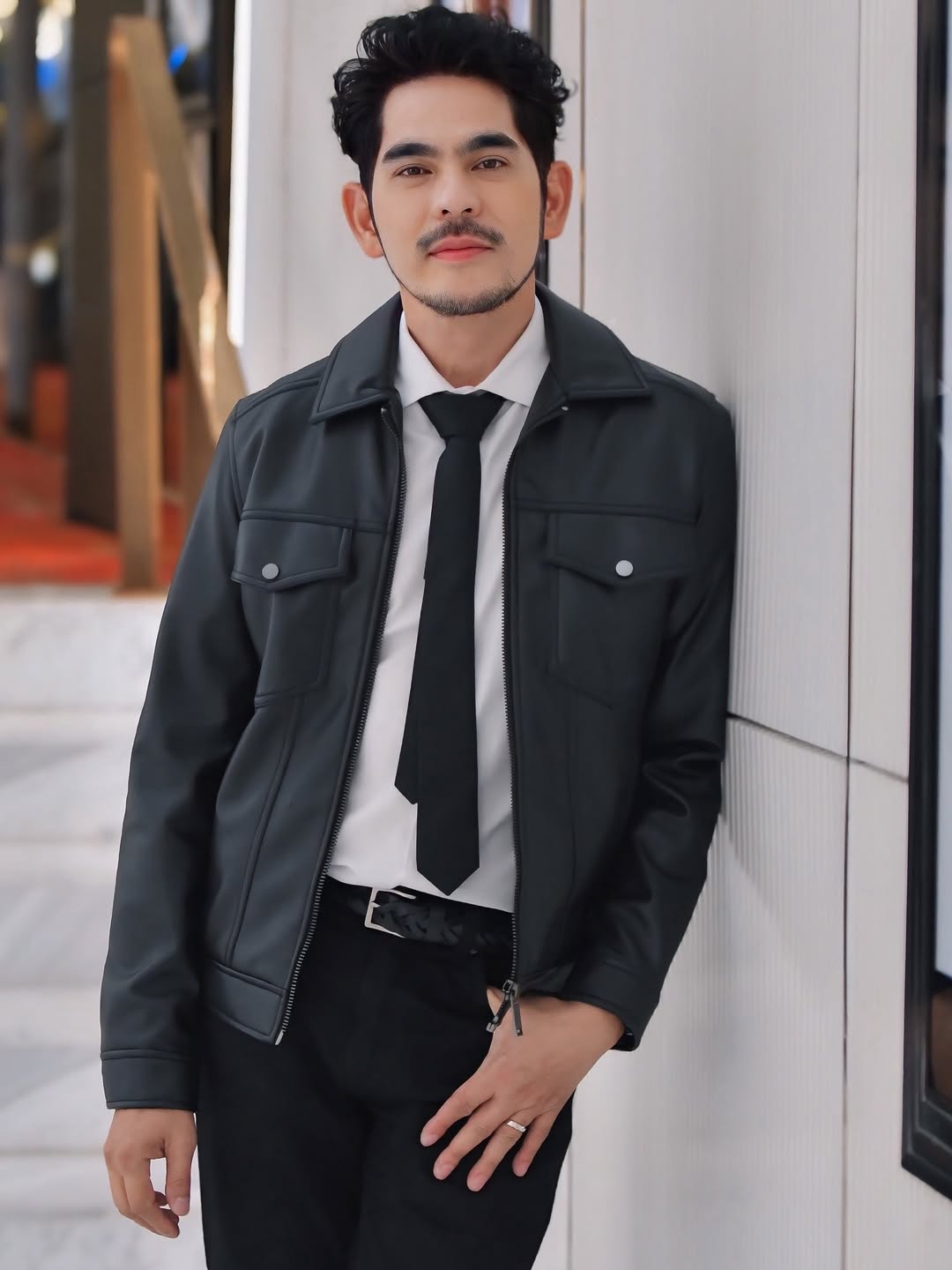 บิ๊ก - ศรุต วิจิตรานนท์