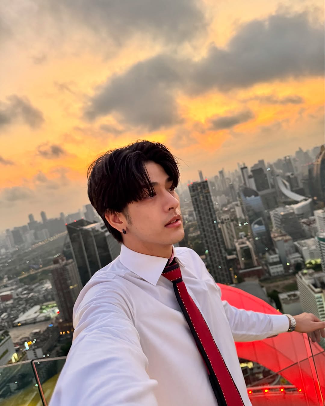 ลุค - อิชิคาว่า พลาวเด้น