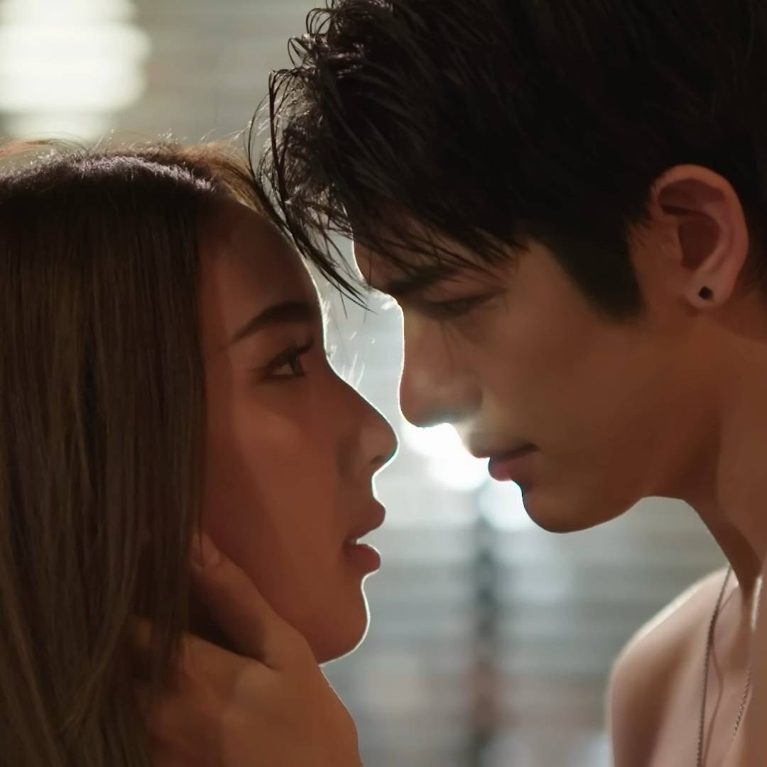 ลุค - อิชิคาว่า พลาวเด้น