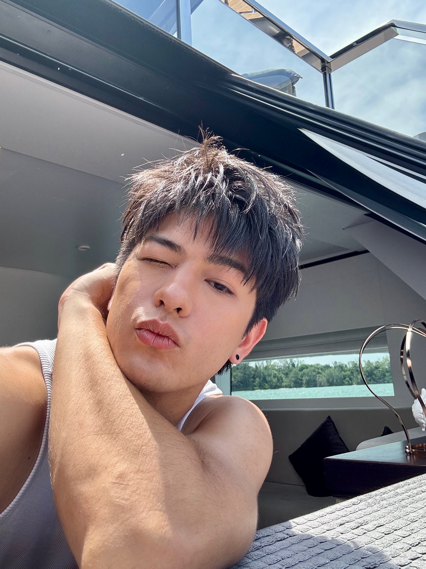 ลุค - อิชิคาว่า พลาวเด้น