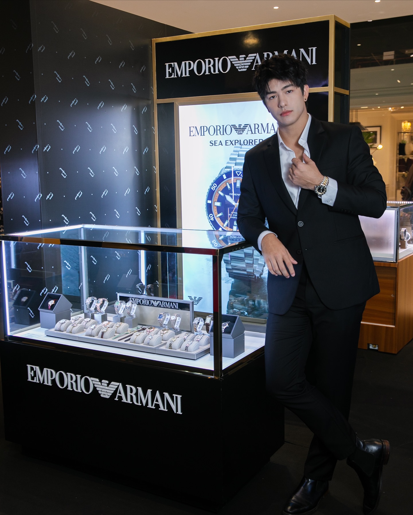 ลุค - อิชิคาว่า พลาวเด้น