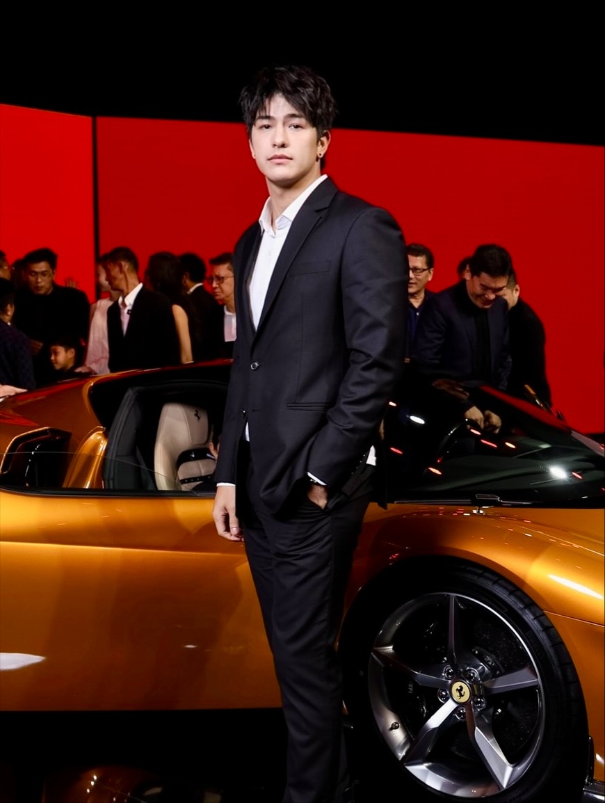 ลุค - อิชิคาว่า พลาวเด้น