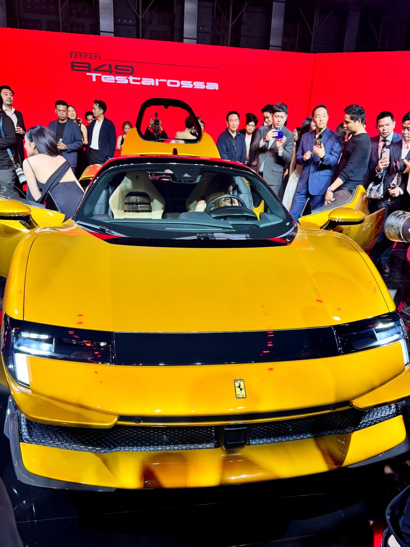 ลุค - อิชิคาว่า พลาวเด้น