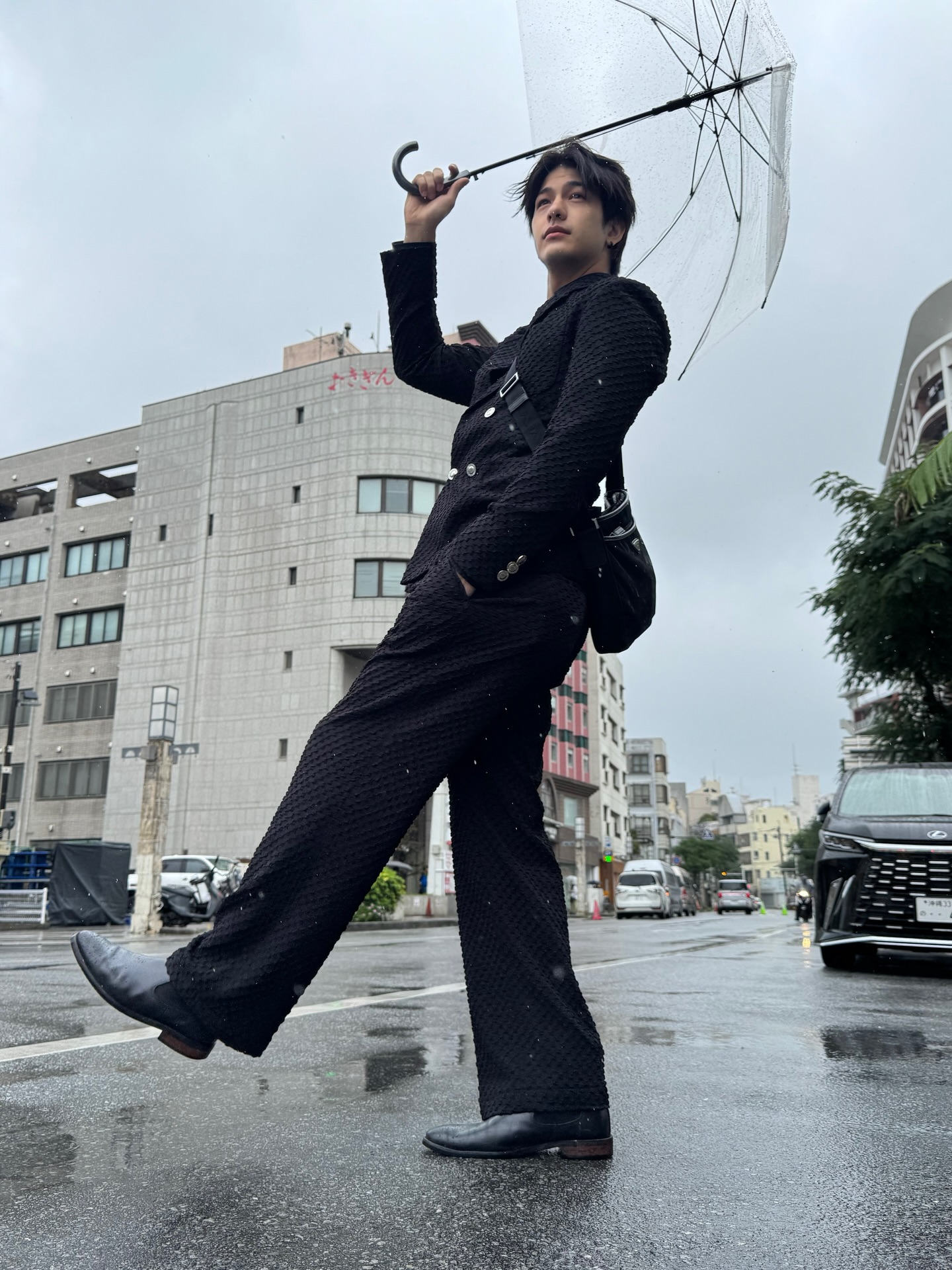 ลุค - อิชิคาว่า พลาวเด้น