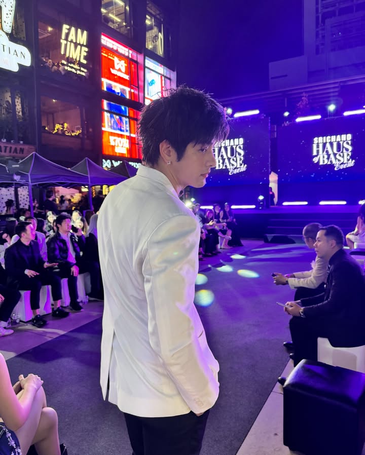 ลุค - อิชิคาว่า พลาวเด้น