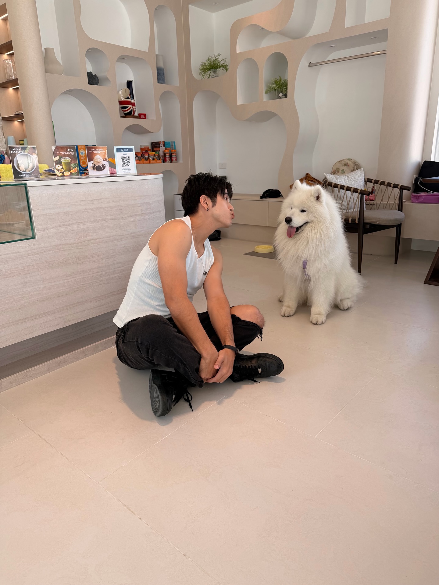 ลุค - อิชิคาว่า พลาวเด้น