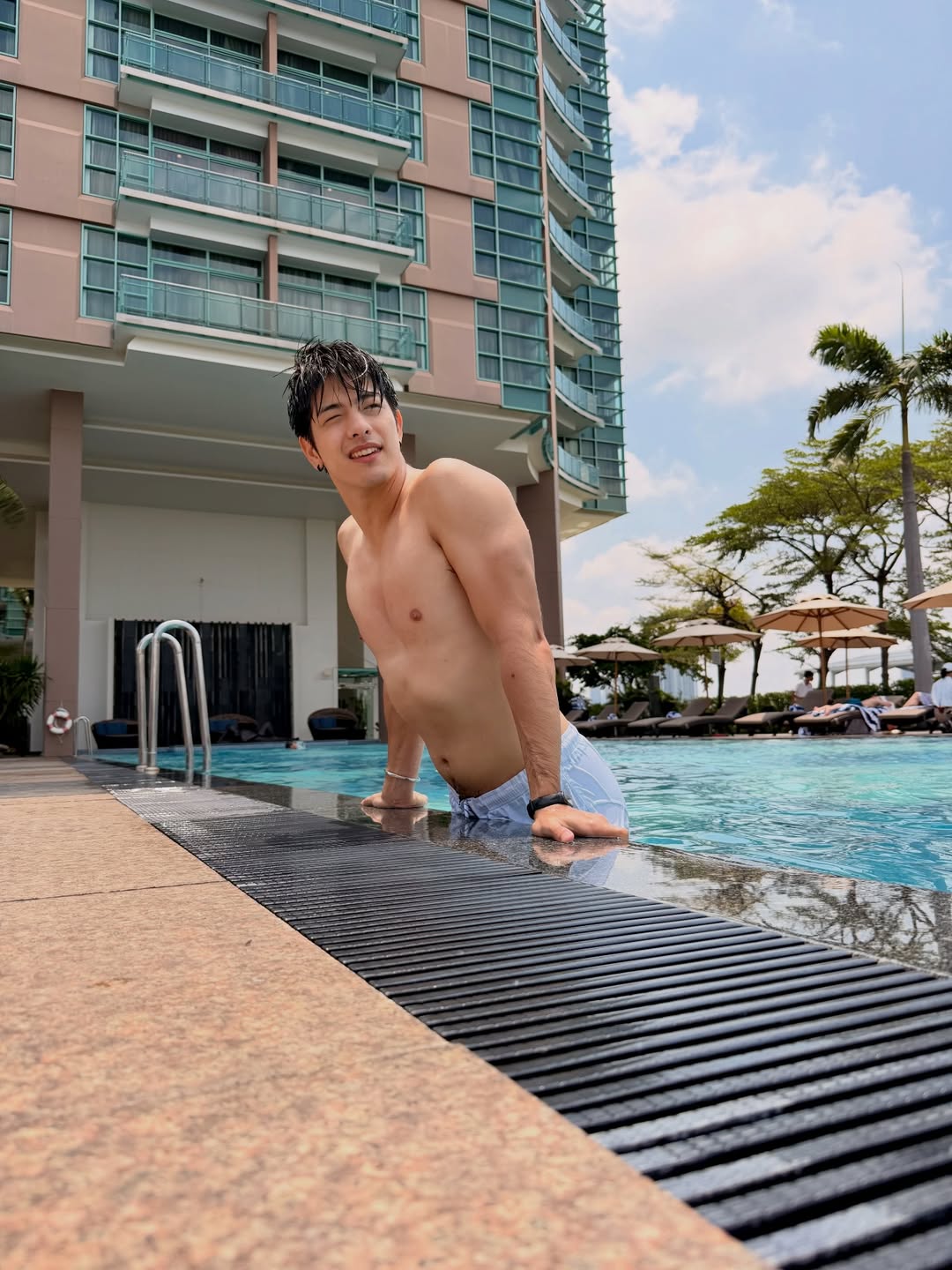 ลุค - อิชิคาว่า พลาวเด้น