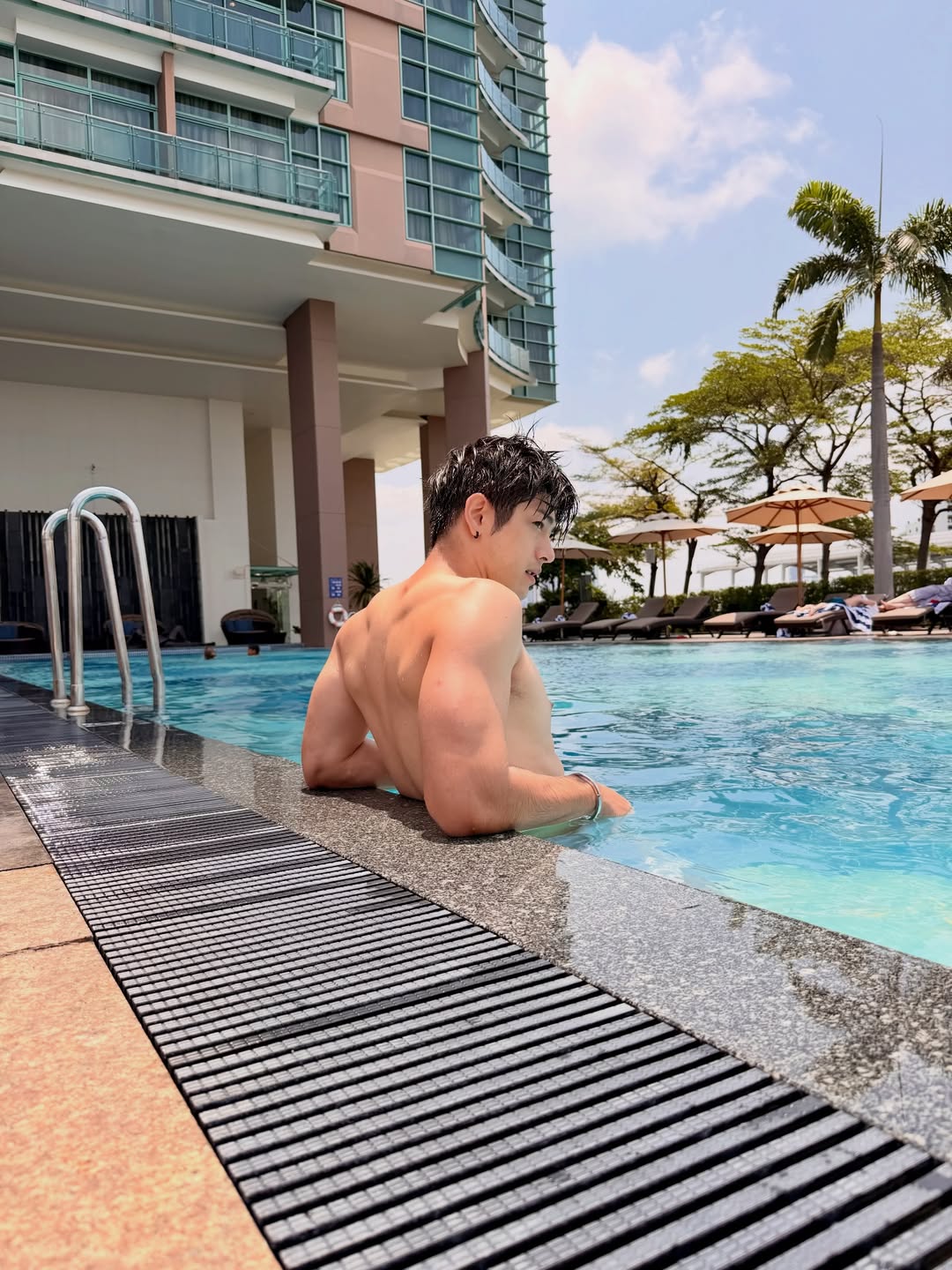 ลุค - อิชิคาว่า พลาวเด้น