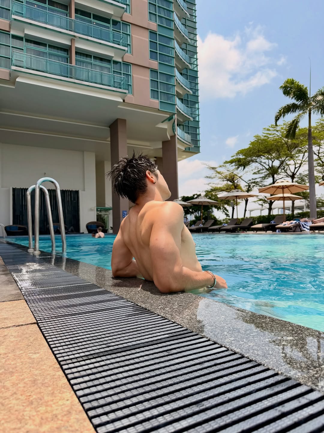 ลุค - อิชิคาว่า พลาวเด้น