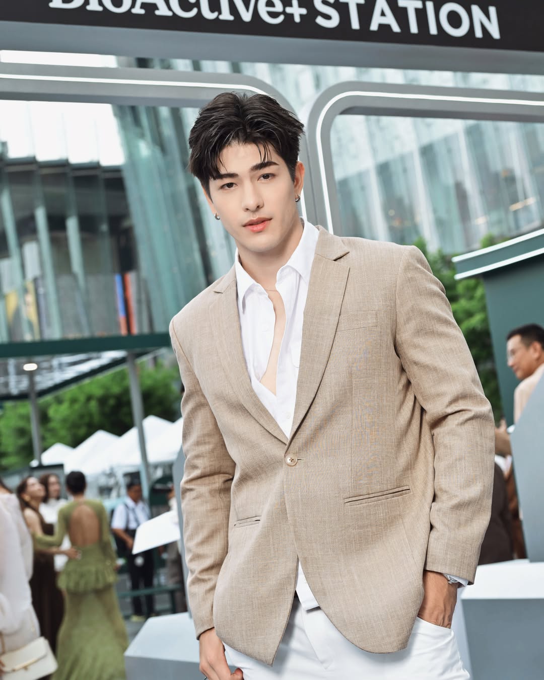 ลุค - อิชิคาว่า พลาวเด้น
