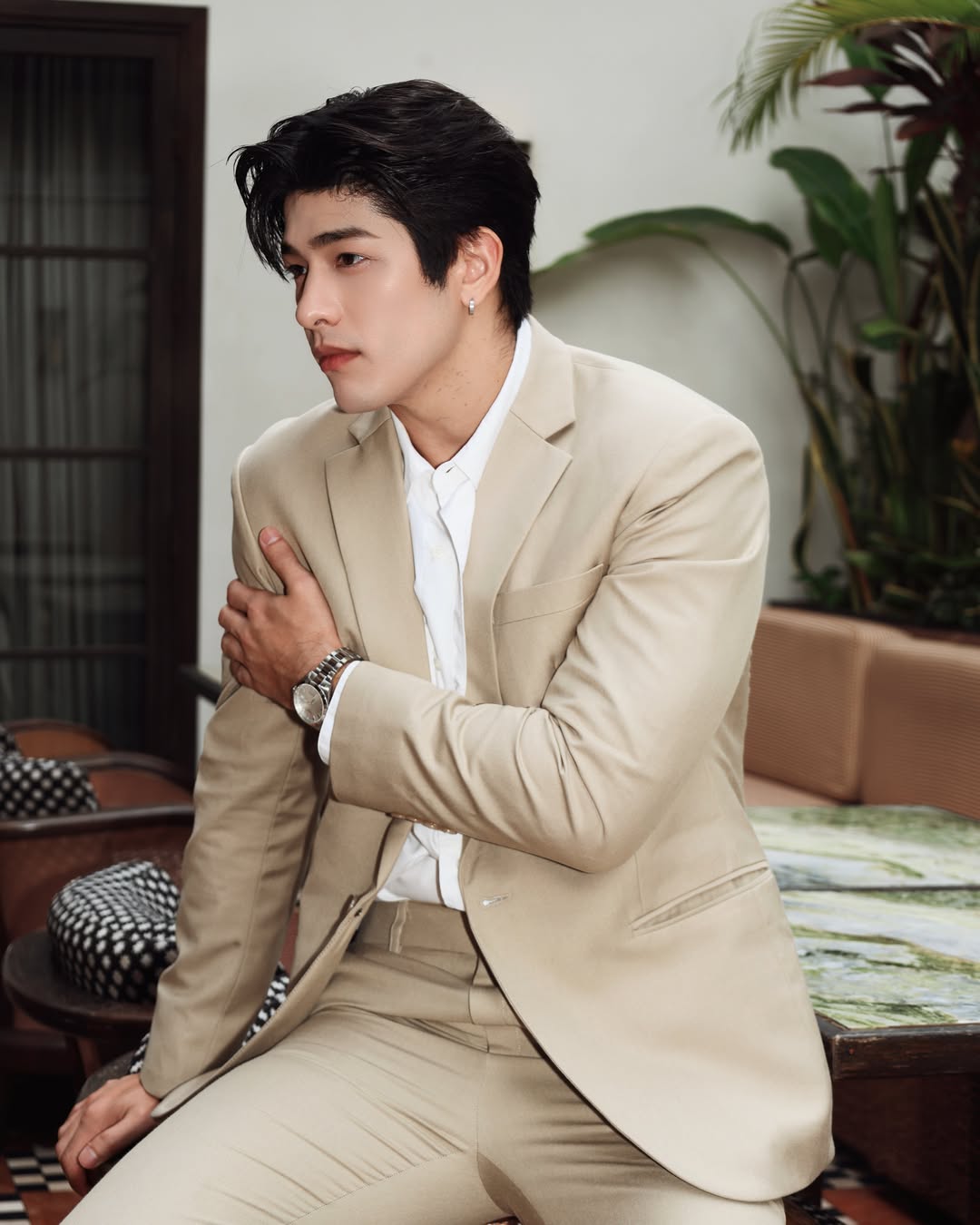 ลุค - อิชิคาว่า พลาวเด้น