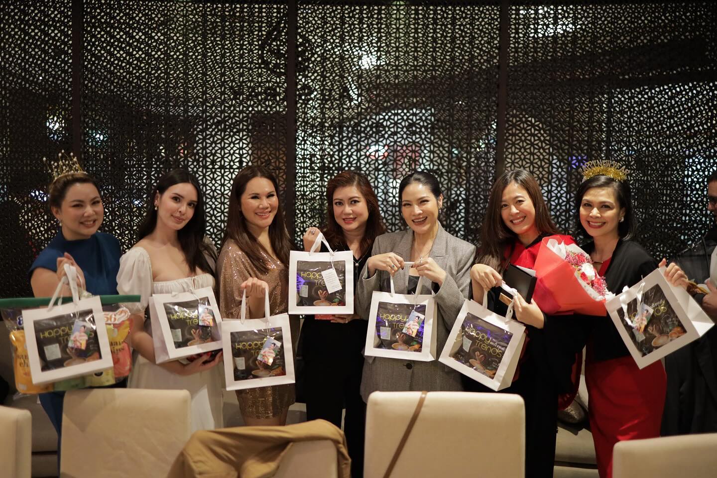 อร - อรอนงค์ ปัญญาวงศ์