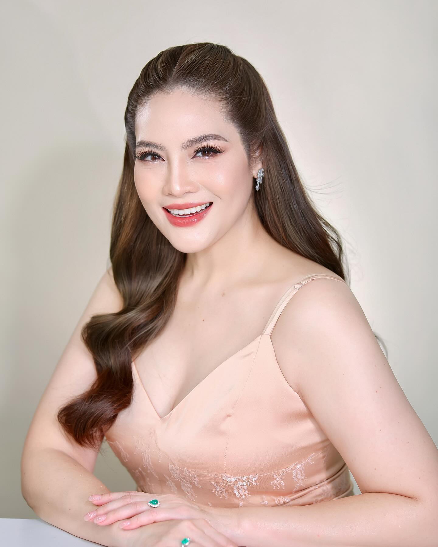 อร - อรอนงค์ ปัญญาวงศ์
