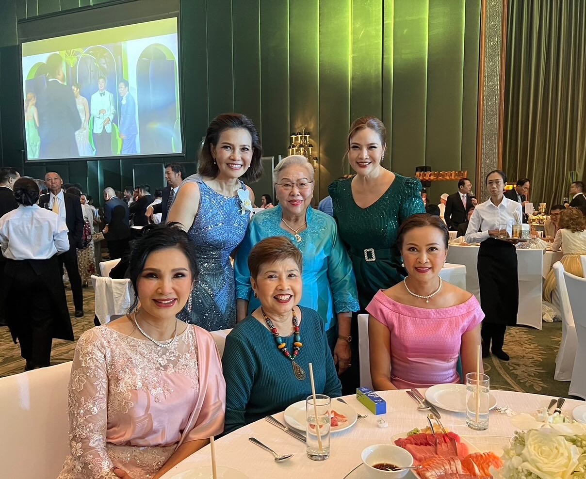 อร - อรอนงค์ ปัญญาวงศ์